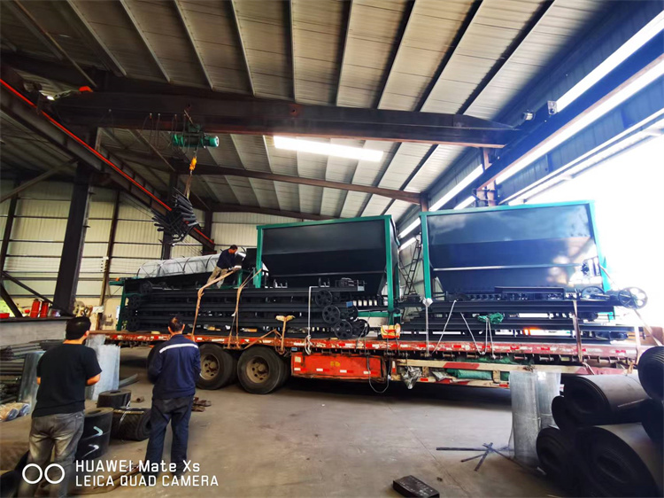 內(nèi)蒙烏蘭察布客戶年產(chǎn)2萬噸免烘干造粒生產(chǎn)線第二車發(fā)貨現(xiàn)場(chǎng)