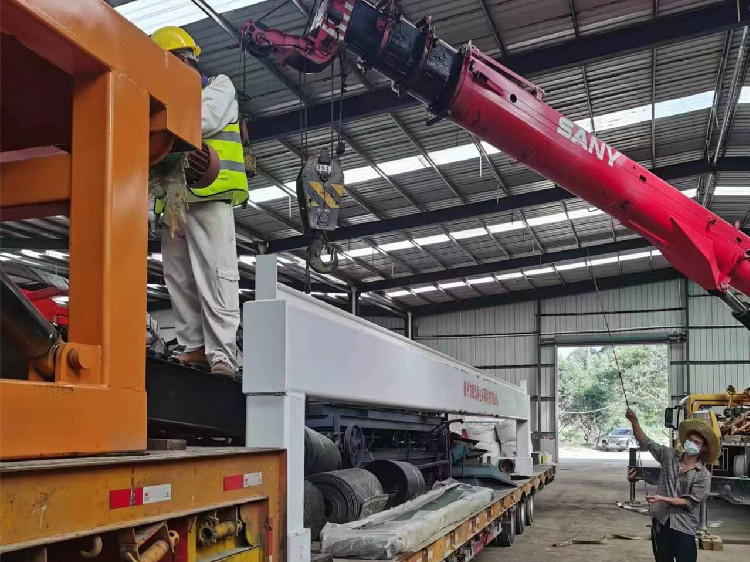 �V�|���ݿ͑���a(ch��n)3�f���w���ЙC�����a(ch��n)�����_�͑��F(xi��n)�����Ͱ��b�M�ЬF(xi��n)��