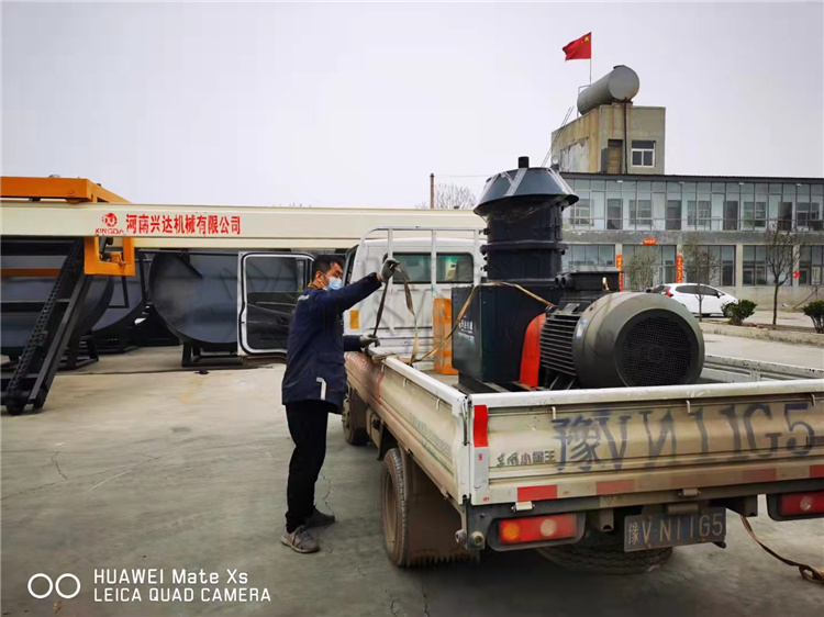 ���ɔD�������C�l(f��)���|���͑��F(xi��n)��