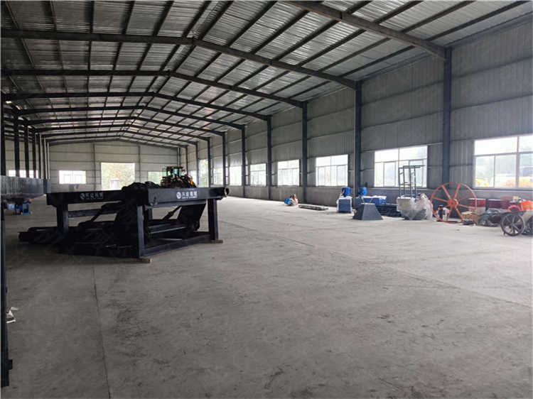 訂購7米寬鏈板翻拋機試機現(xiàn)場