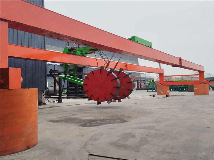 糖廠濾泥輪盤翻堆機發(fā)酵翻料有機肥設(shè)備