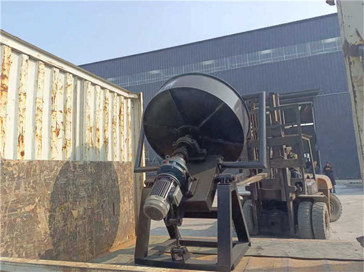 ���Ͽ͑��r(n��ng)�I(y��)�W(xu��)У����500��(sh��)�(y��n)�҈A�P�����C(j��)�l(f��)؛