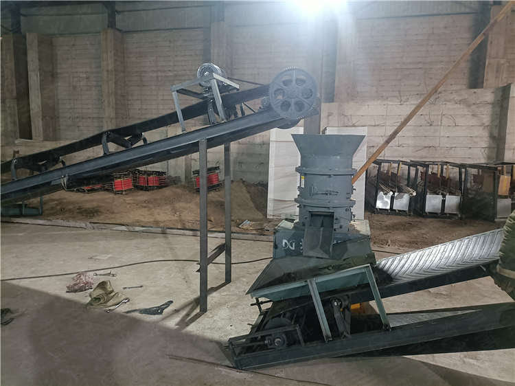 �ЙC(j��)�ʺ�ú����ƽģ�D�������C(j��)��ţ���u�S�w�����������C(j��)�����������C(j��)�O(sh��)��