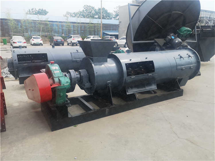 800型攪齒造粒機(jī) 雞牛糞有機(jī)肥料造粒設(shè)備 整套生產(chǎn)線顆粒制粒機(jī)設(shè)備