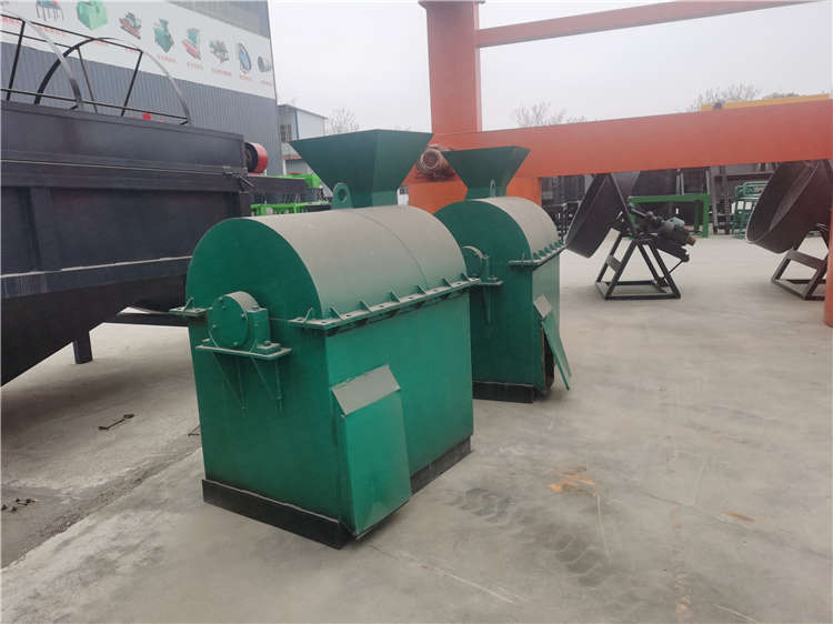 臥式粉碎機(jī) 有機(jī)肥半濕物料加工設(shè)備 畜禽糞便破碎機(jī) 草粉粉料機(jī) 興達(dá)